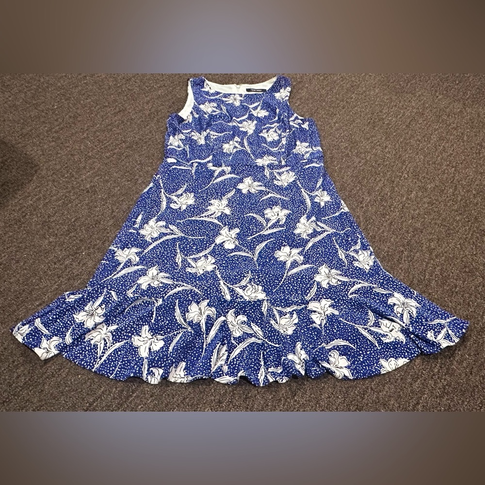 Nine West Sz 8 blue floral sleeveless spring summer dress career casual pretty